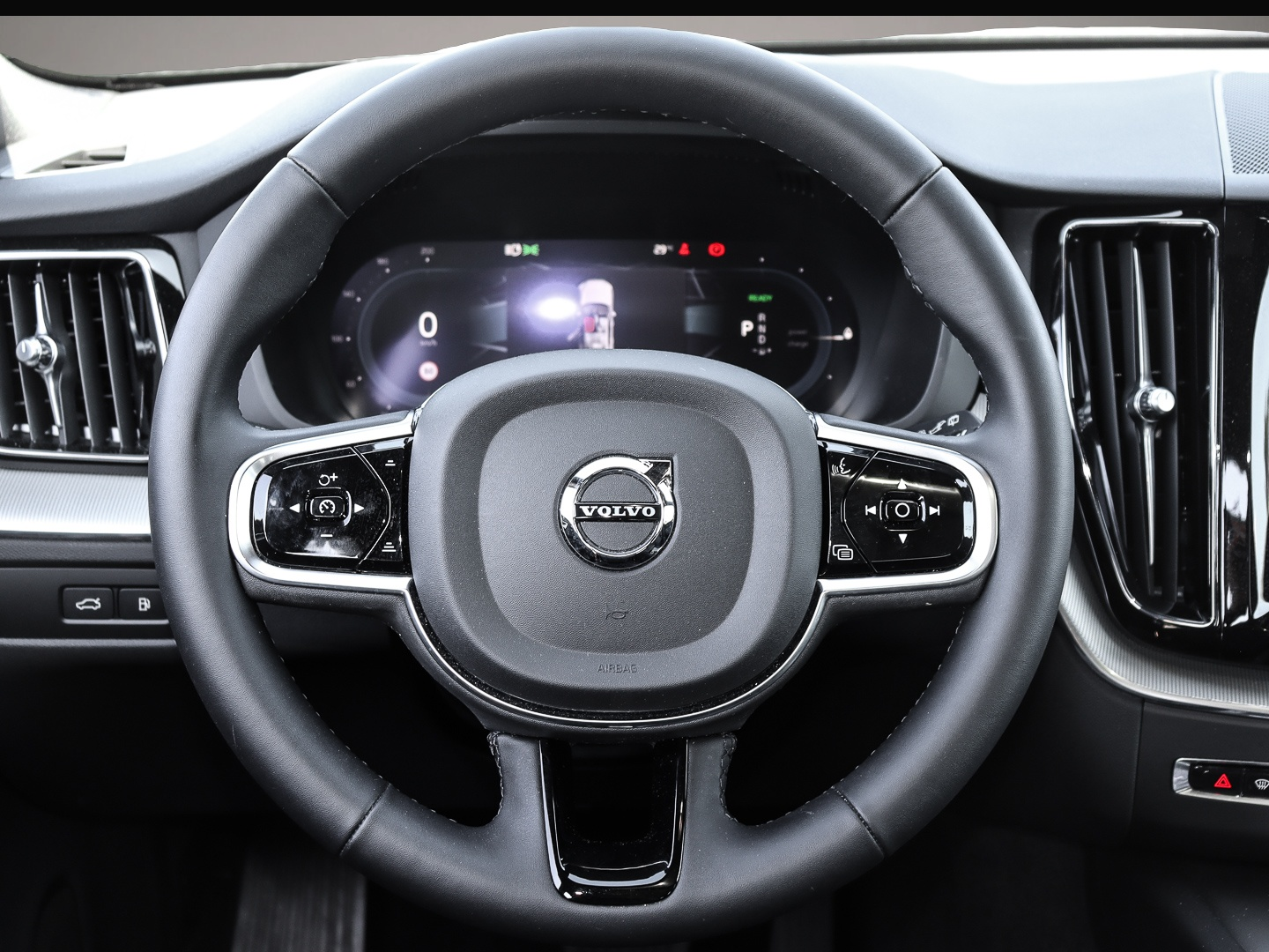 Volvo XC60 (01/2024, Hybrid (Benzin/Elektro))