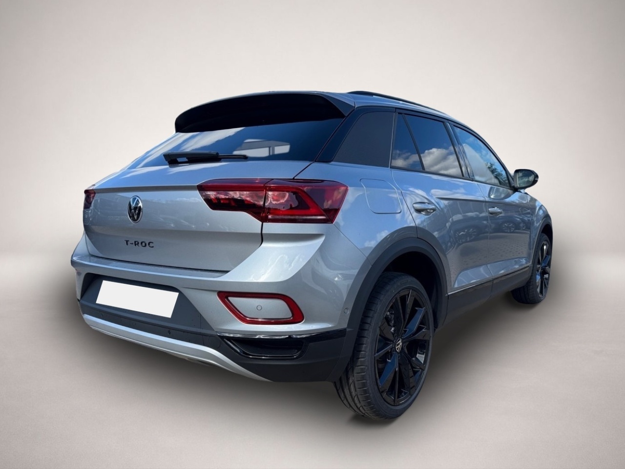 Volkswagen T-Roc (06/2025, Benzin)