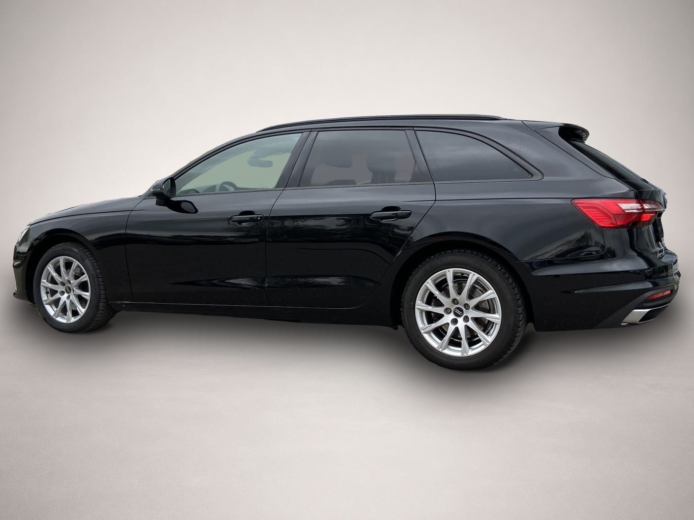 Audi A4 (06/2022, )