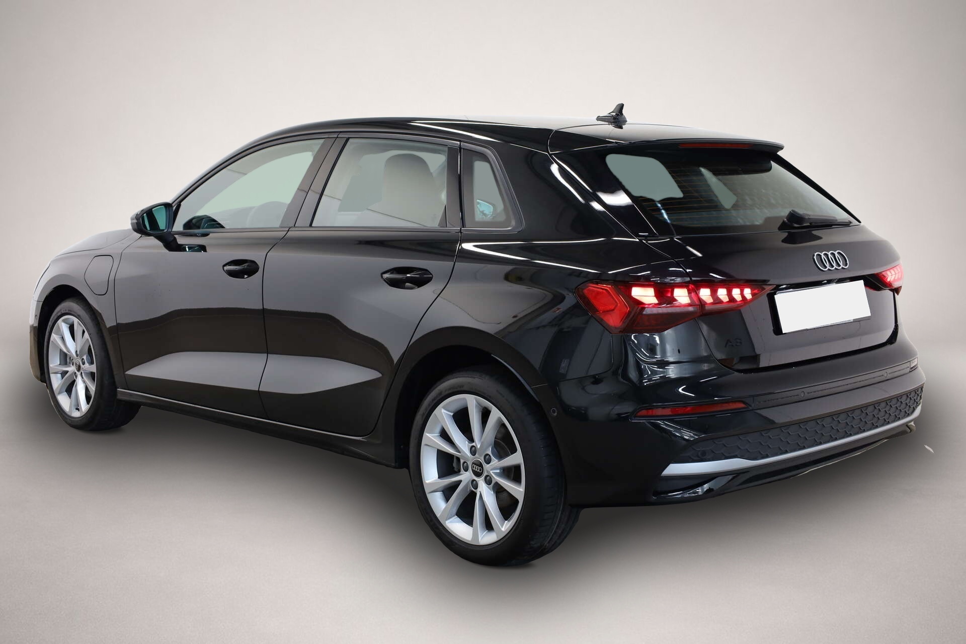 Audi A3 (11/2025, Hybrid (Benzin/Elektro))