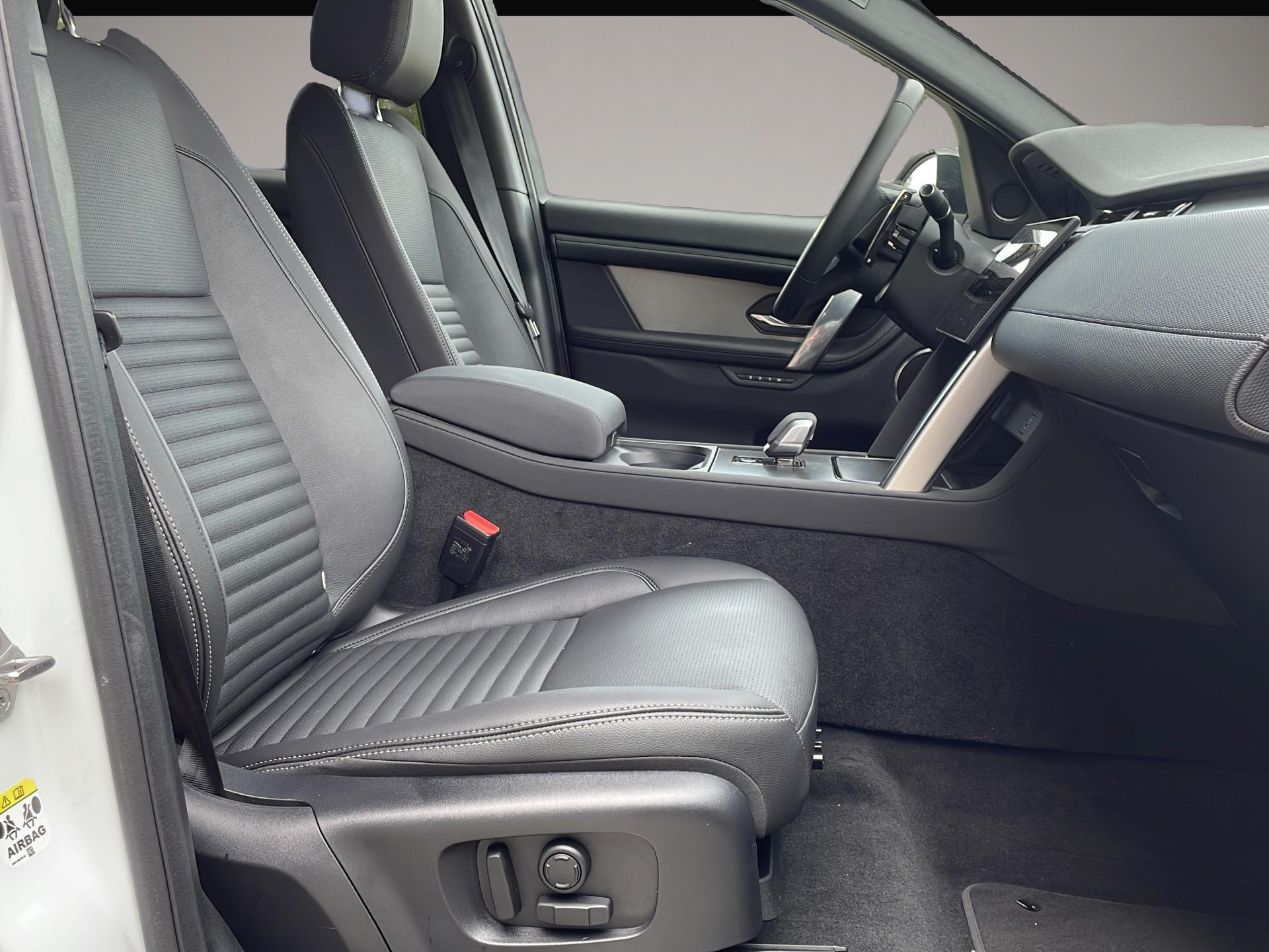 Land-Rover Discovery Sport (10/2024, Diesel)