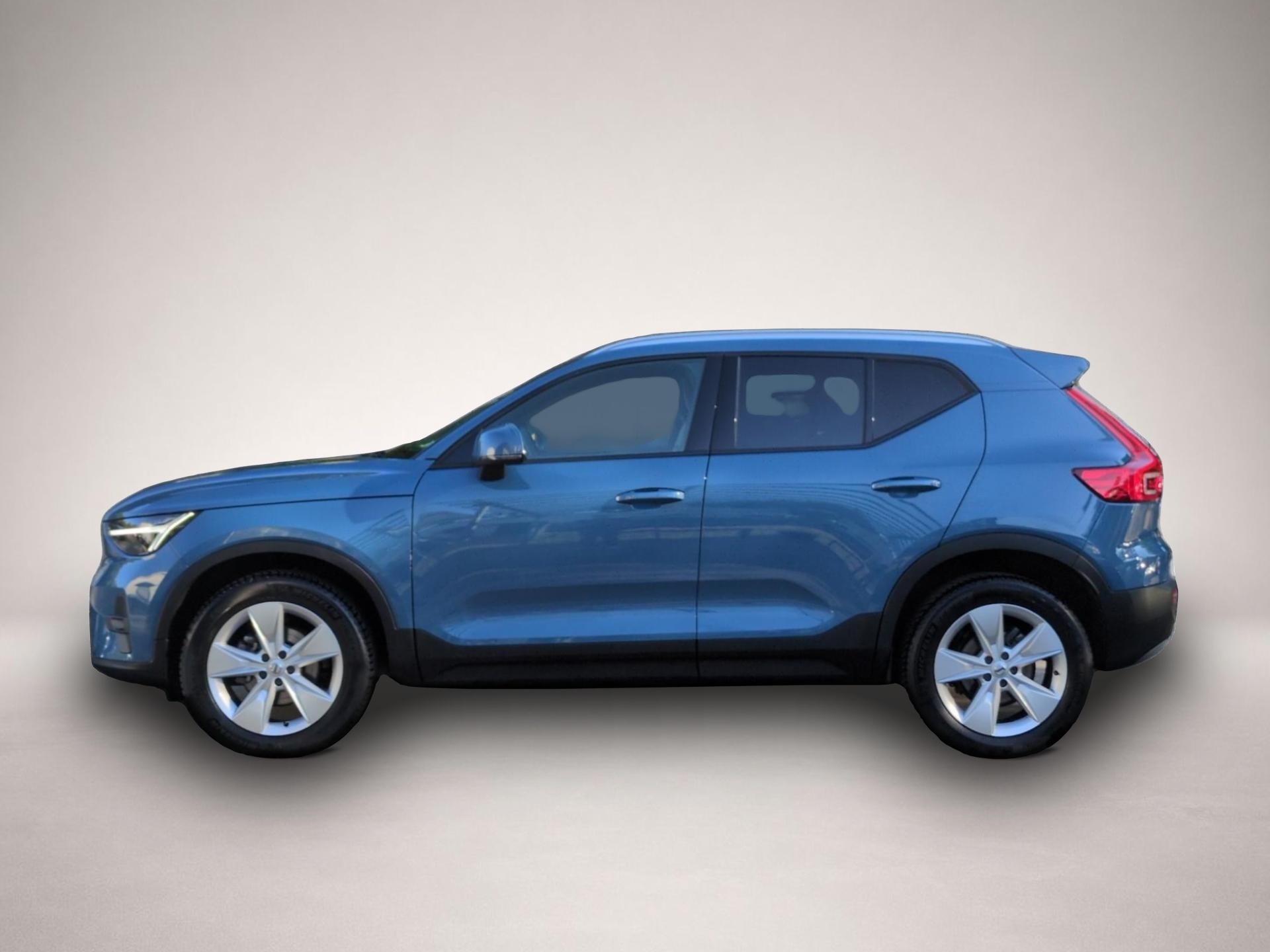 Volvo XC40 (08/2022, Benzin)
