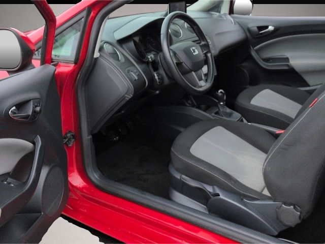 Seat Ibiza (03/2015, Benzin)