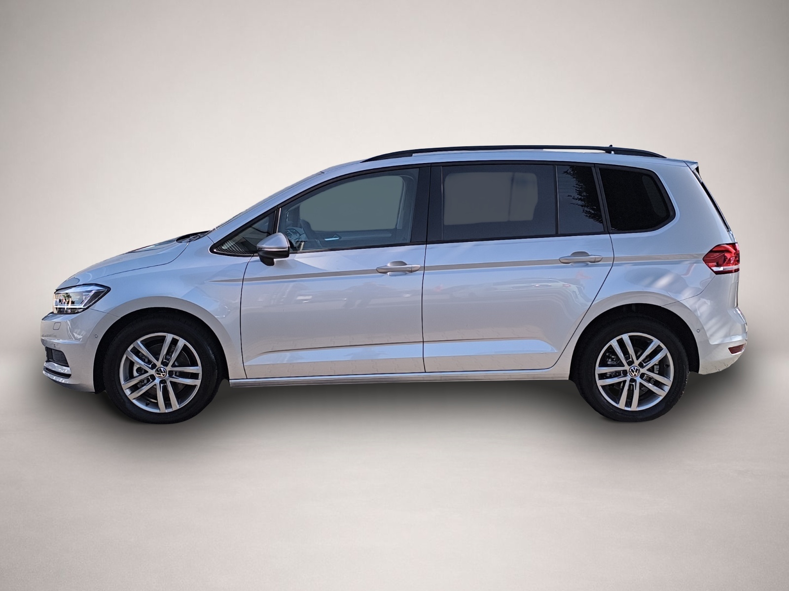Volkswagen Touran, image 4 of 8