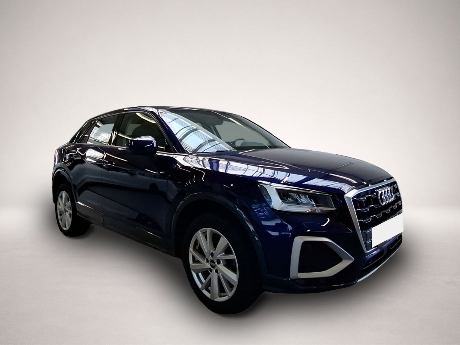 Audi Q2 (12/2022, Benzin)