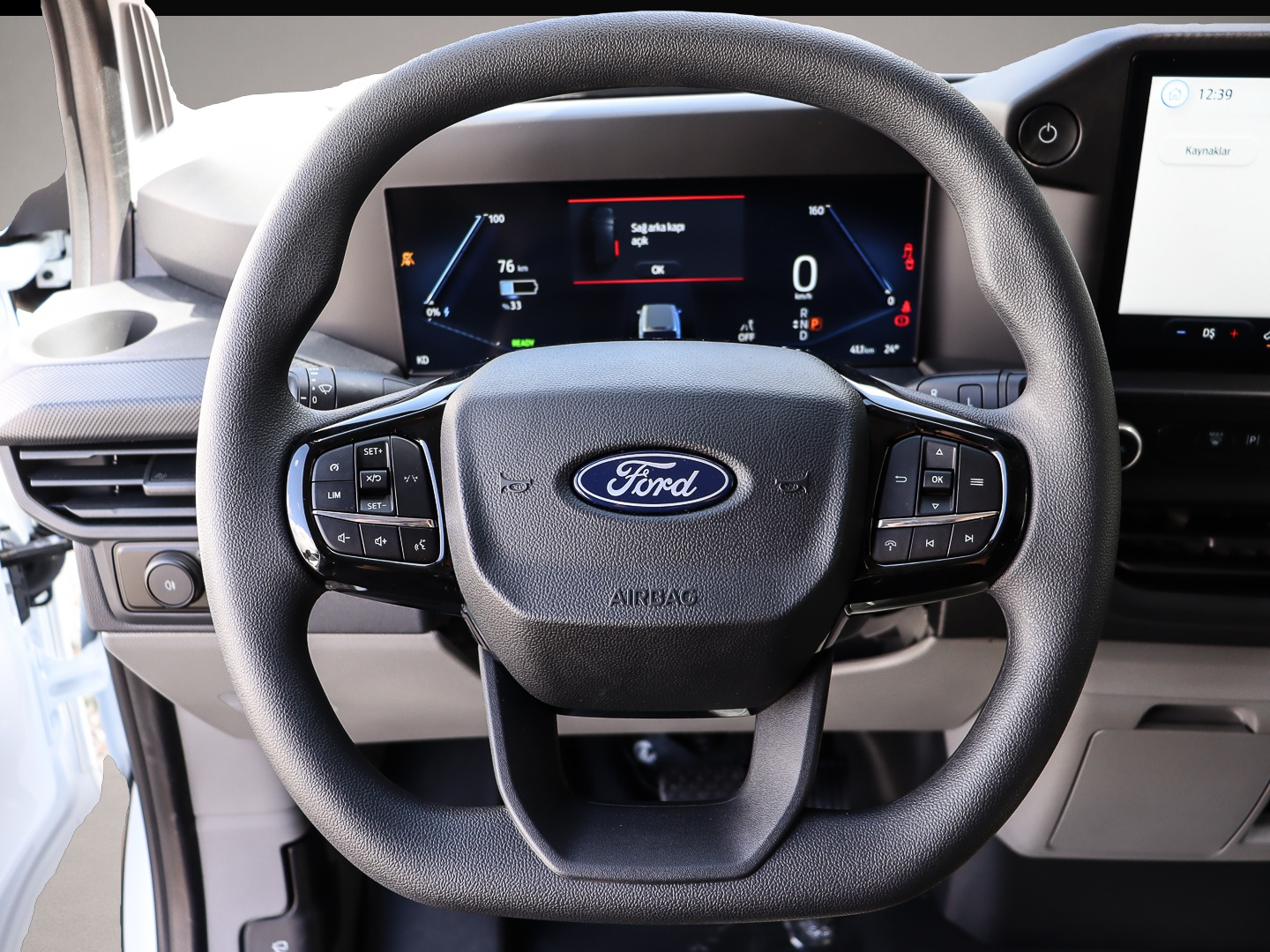 Ford Transit Custom (06/2026, ELECTRIC)