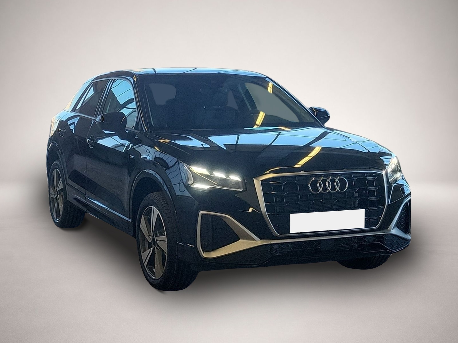 Audi Q2 (07/2025, Benzin)