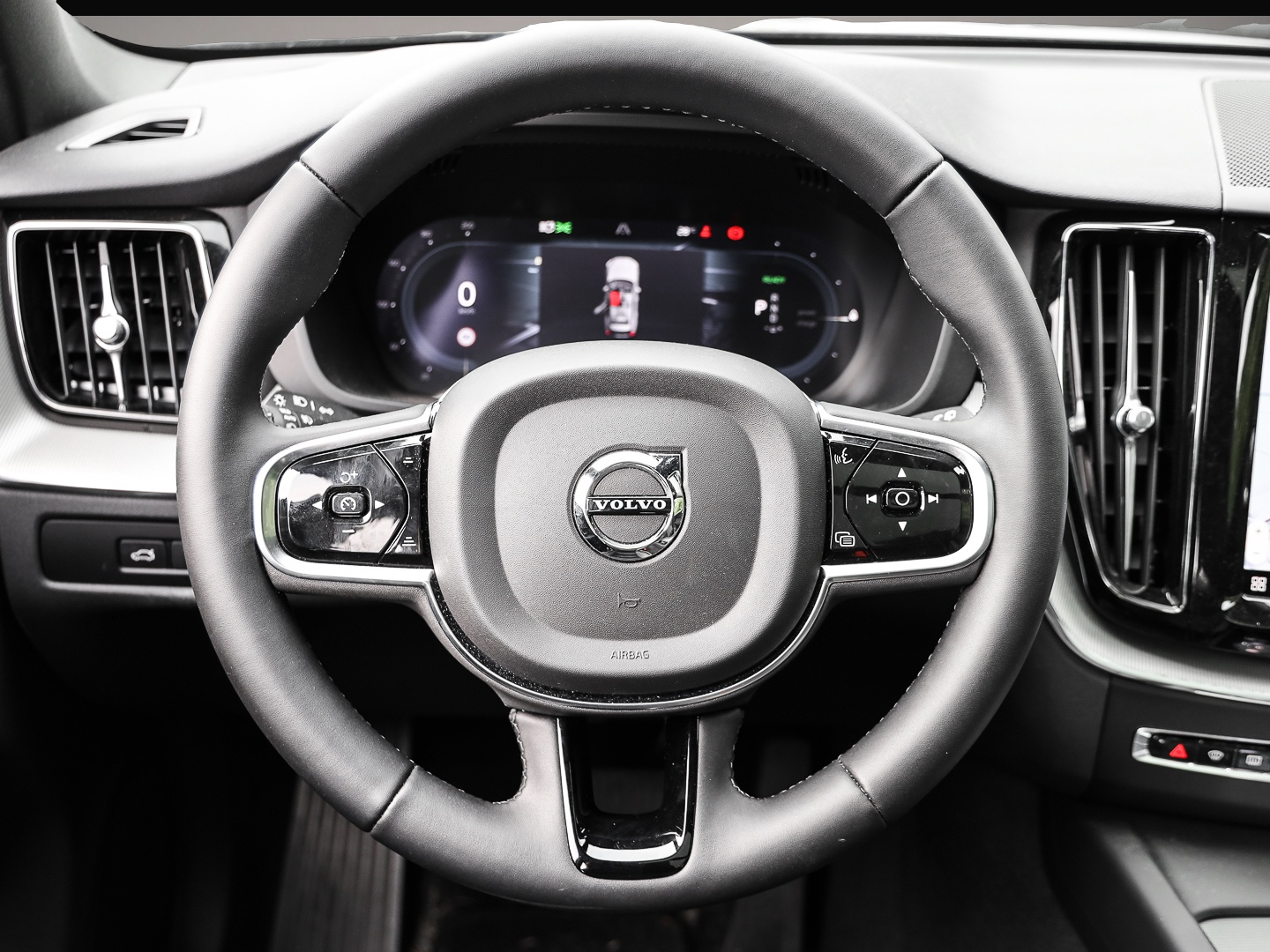 Volvo XC60 (12/2023, Hybrid (Benzin/Elektro))