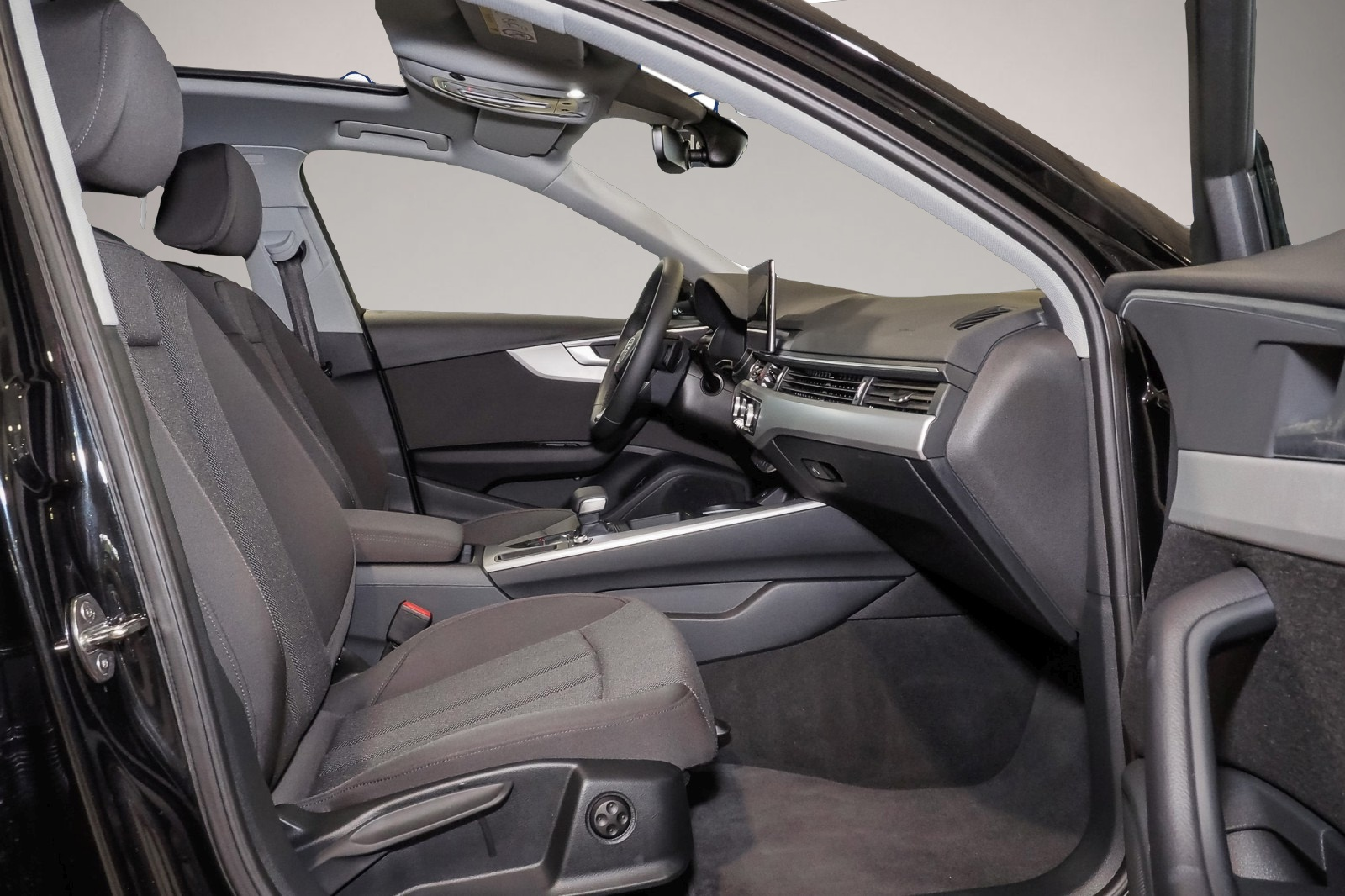 Audi A4 (10/2024, Diesel)