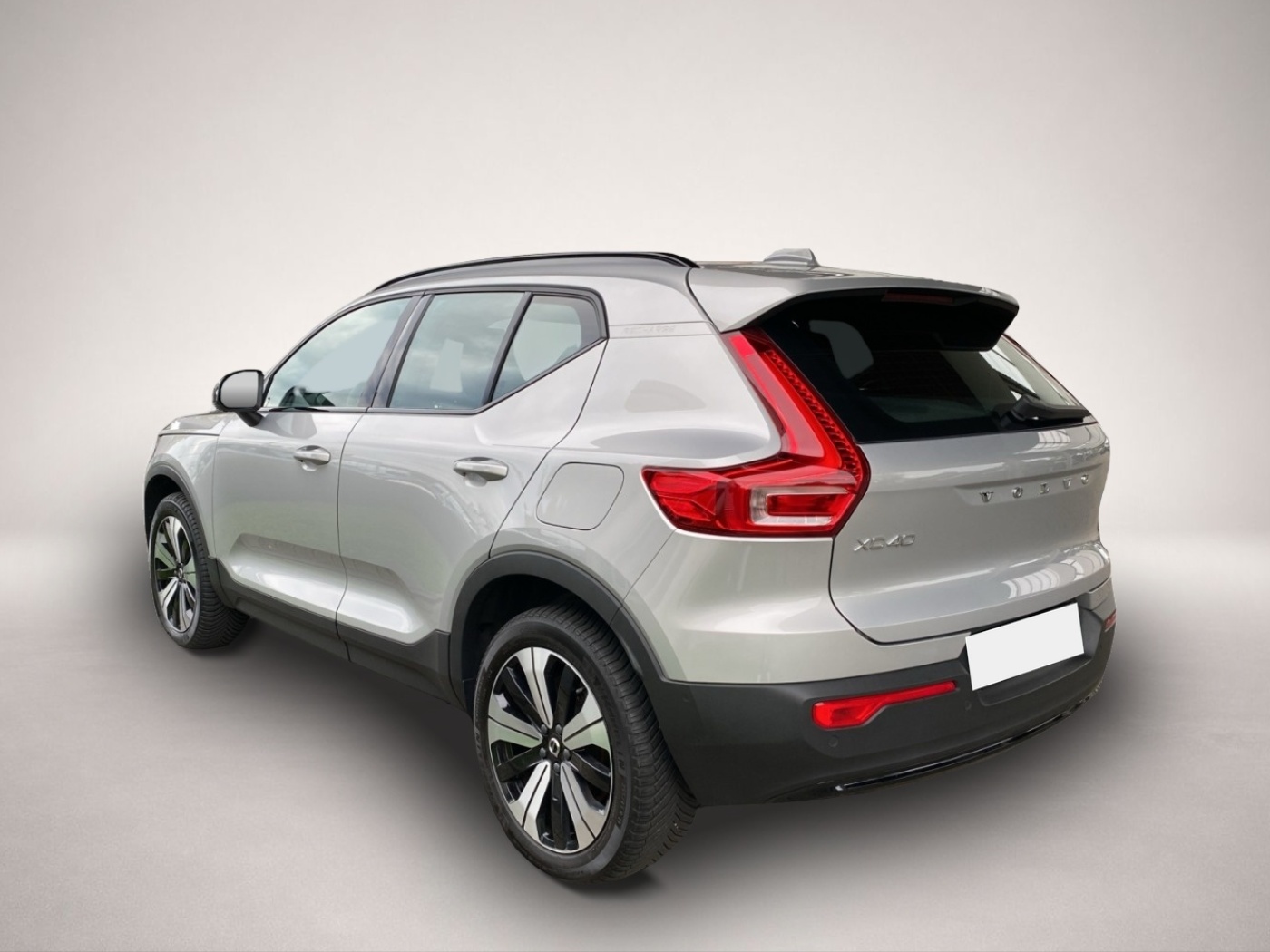 Volvo XC40 (11/2022, ELECTRIC)