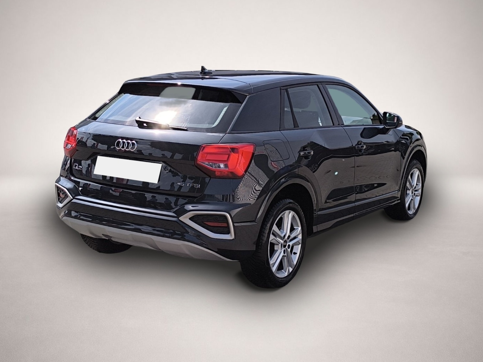 Audi Q2 (03/2024, Benzin)