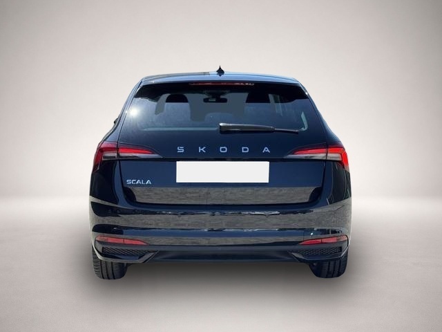 Skoda Scala (04/2026, Benzin)