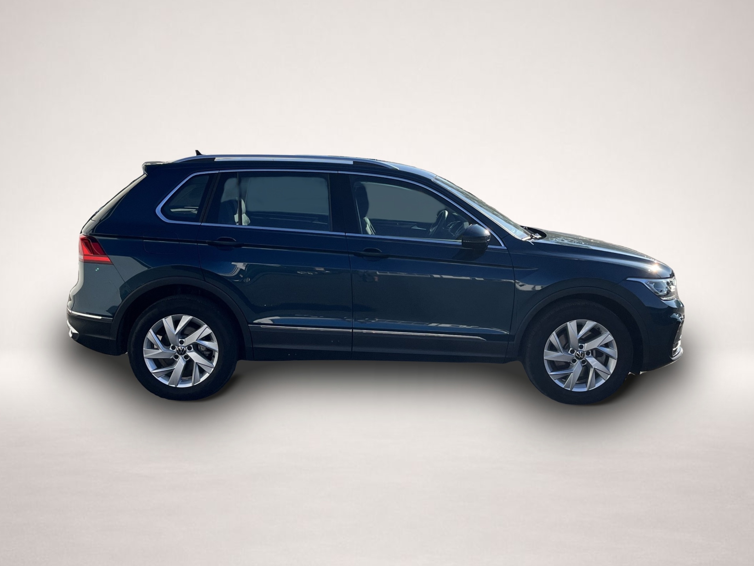 Volkswagen Tiguan (09/2021, Hybrid (Benzin/Elektro))