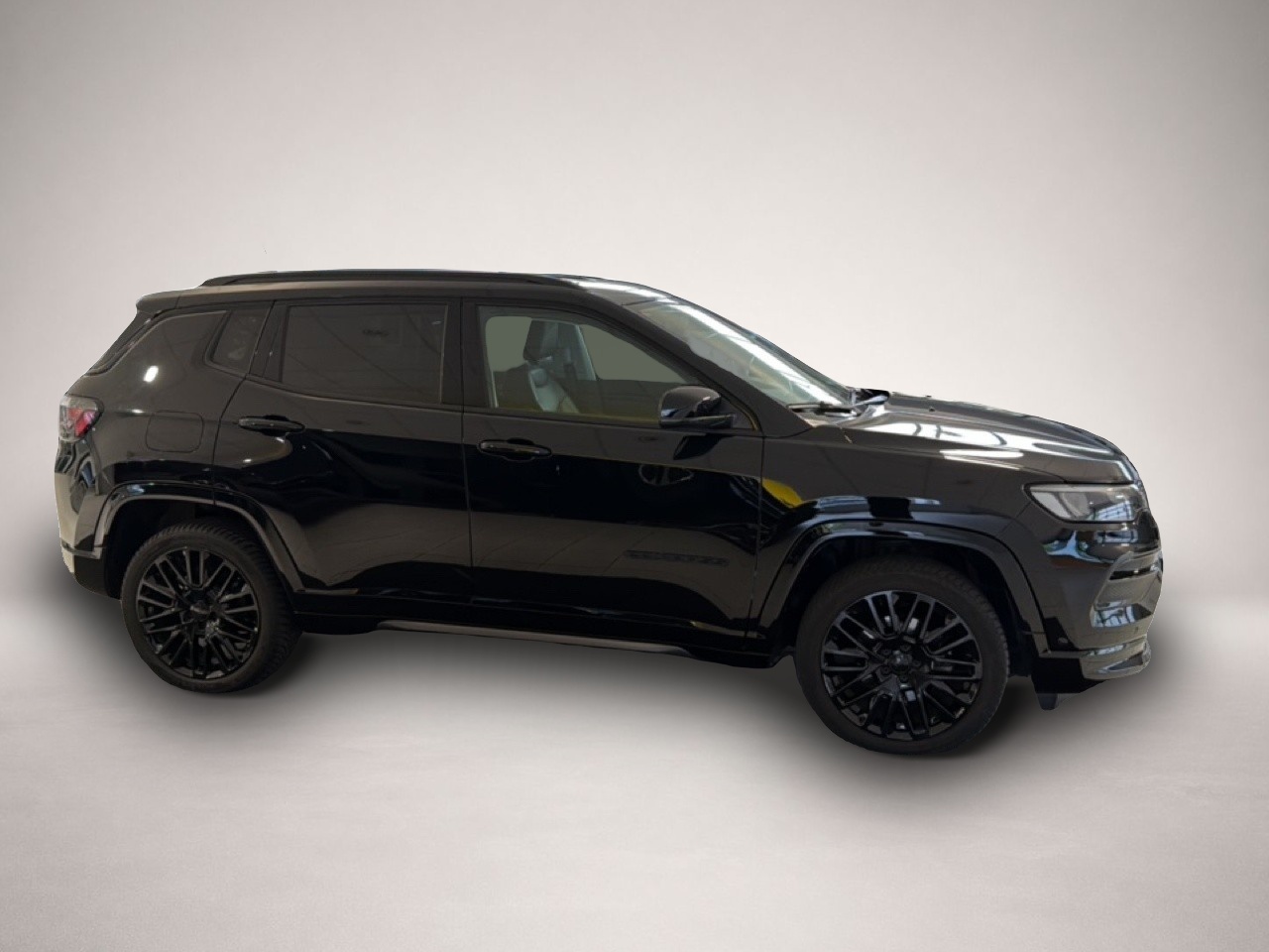 Jeep Compass (09/2023, Benzin)