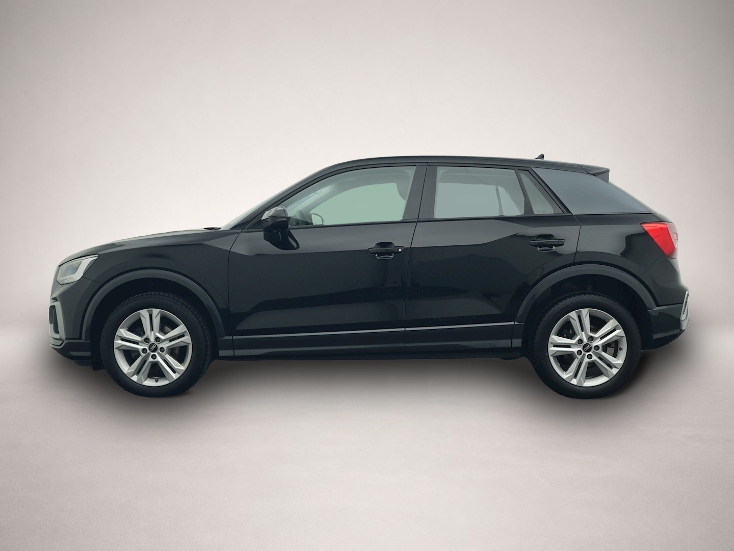 Audi Q2 (03/2023, Benzin)