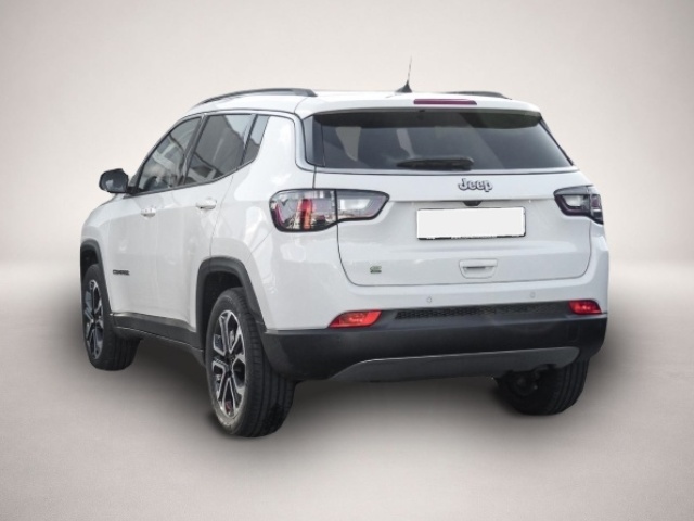 Jeep Compass (10/2023, Benzin)