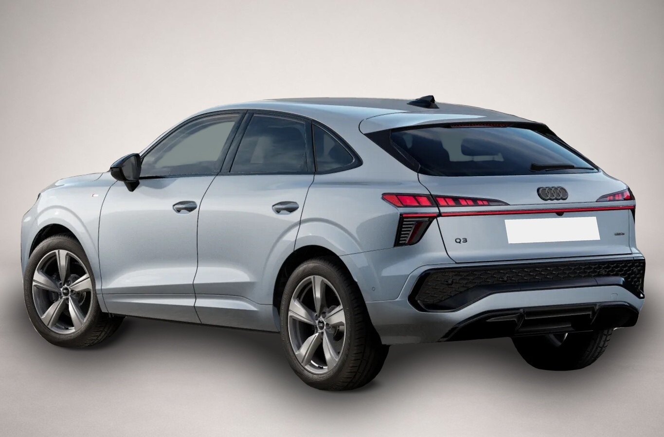 Audi Q3 (06/2026, Benzin)