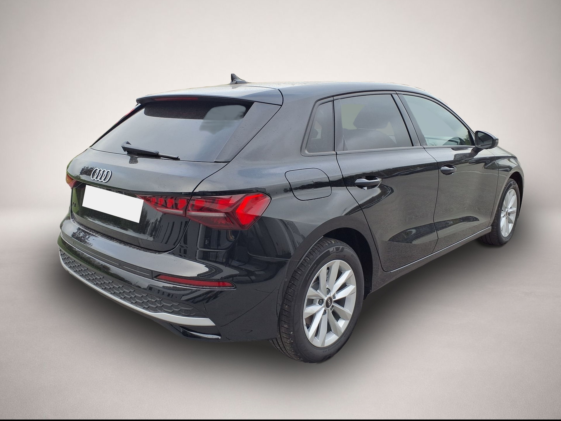 Audi A3, image 3 of 4