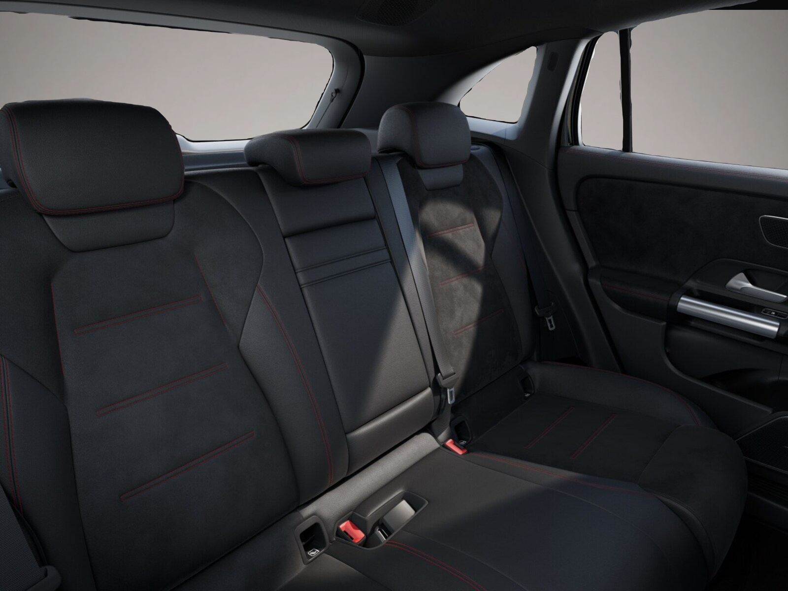 Mercedes-Benz EQA (04/2025, ELECTRIC)