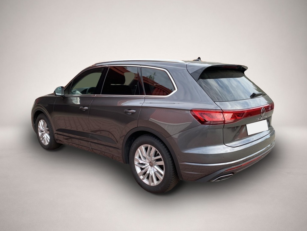 Volkswagen Touareg (11/2024, )