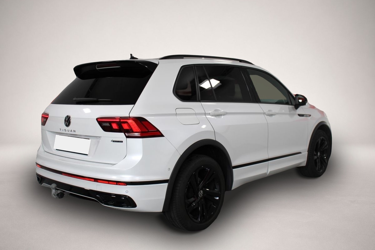 Volkswagen Tiguan (04/2023, Benzin)