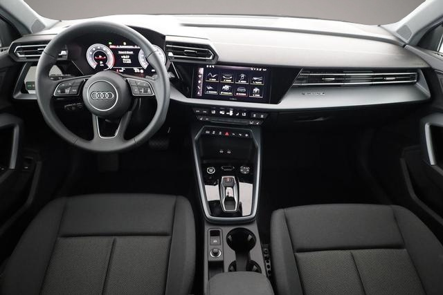 Audi A3 (06/2026, Benzin)