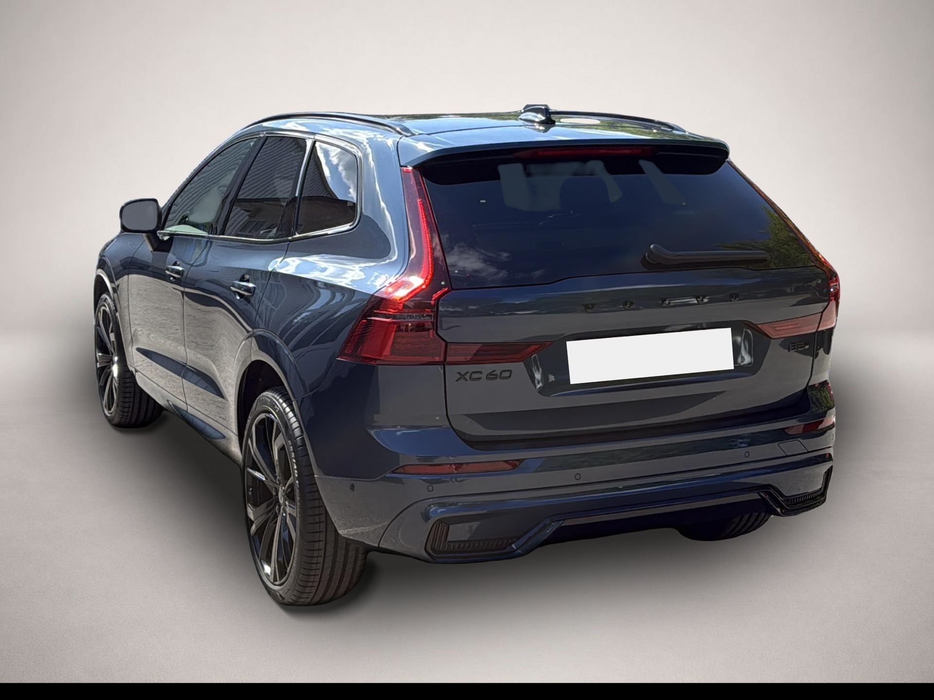 Volvo XC60 (09/2025, Benzin)