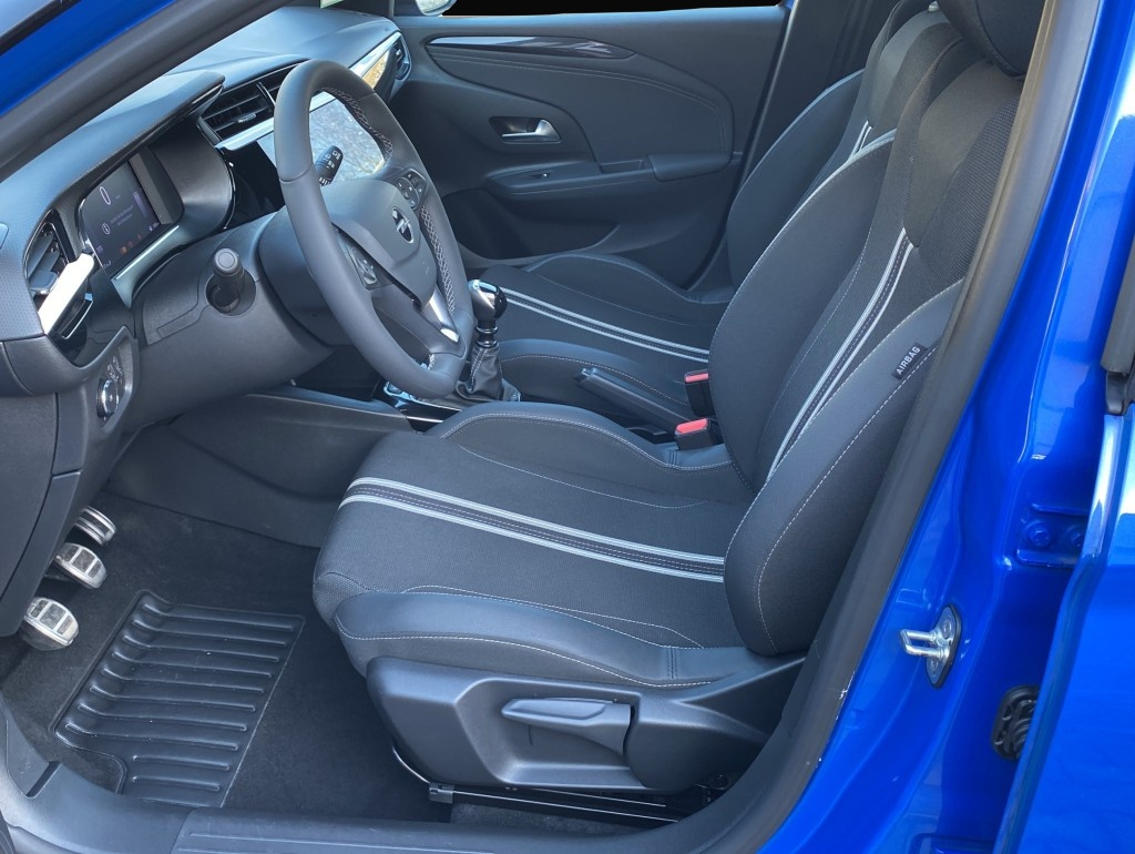 Opel Corsa (03/2025, Benzin)