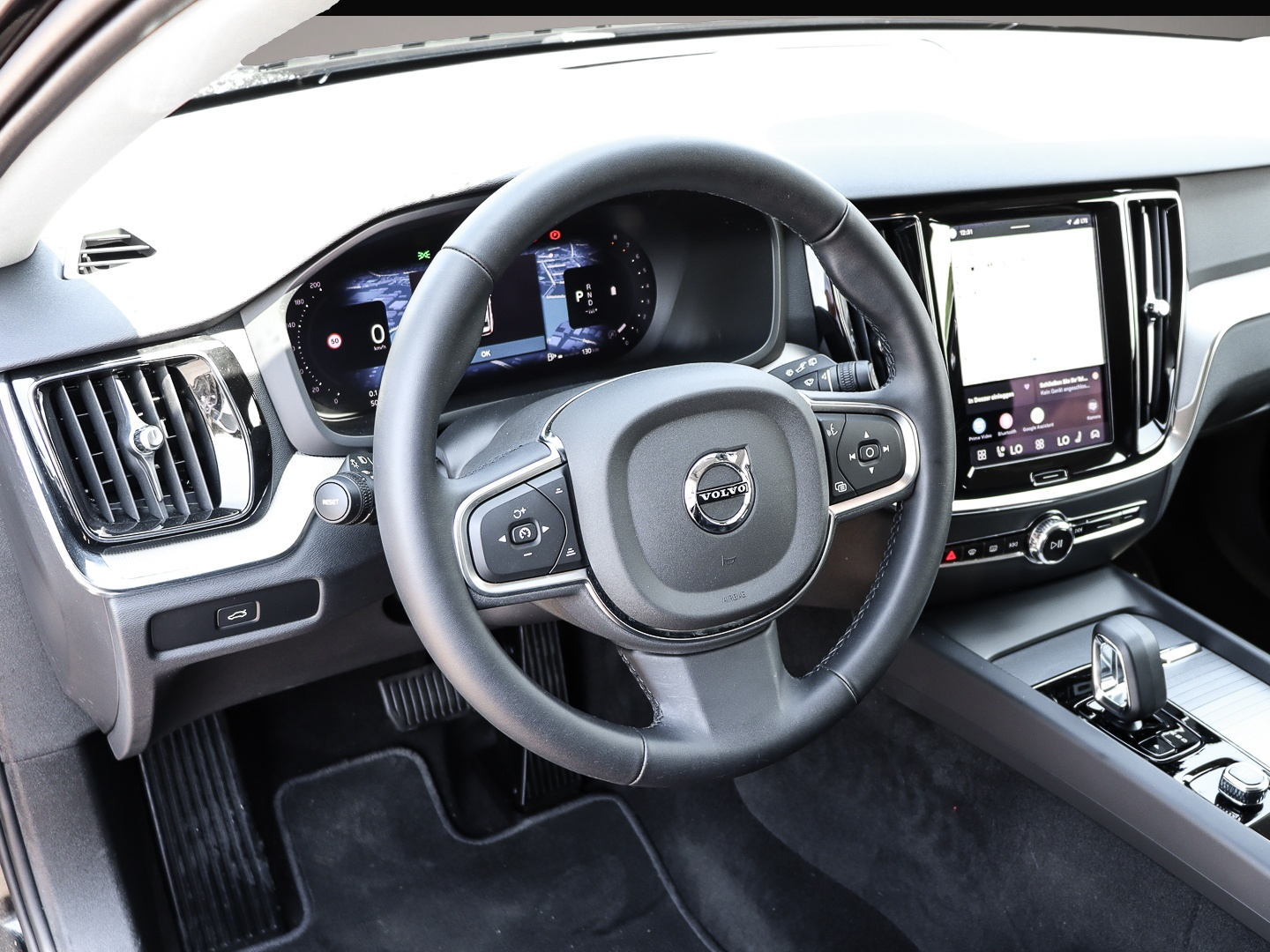 Volvo V60 (07/2024, Benzin)