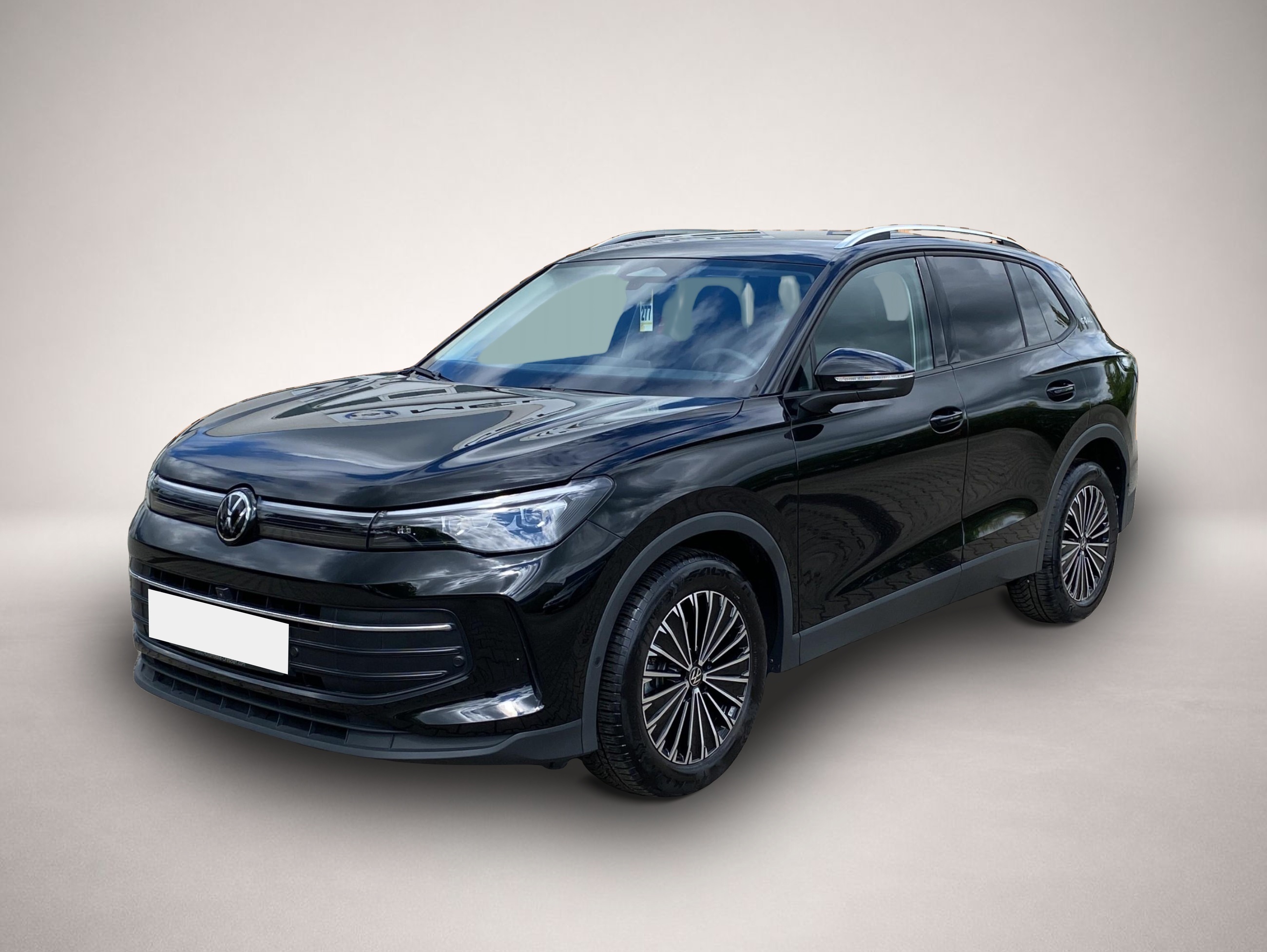 Volkswagen Tiguan (07/2025, Benzin)