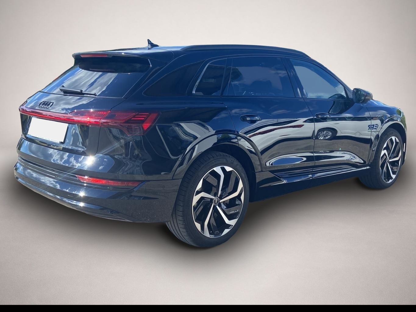 Audi e-tron (03/2023, ELECTRIC)
