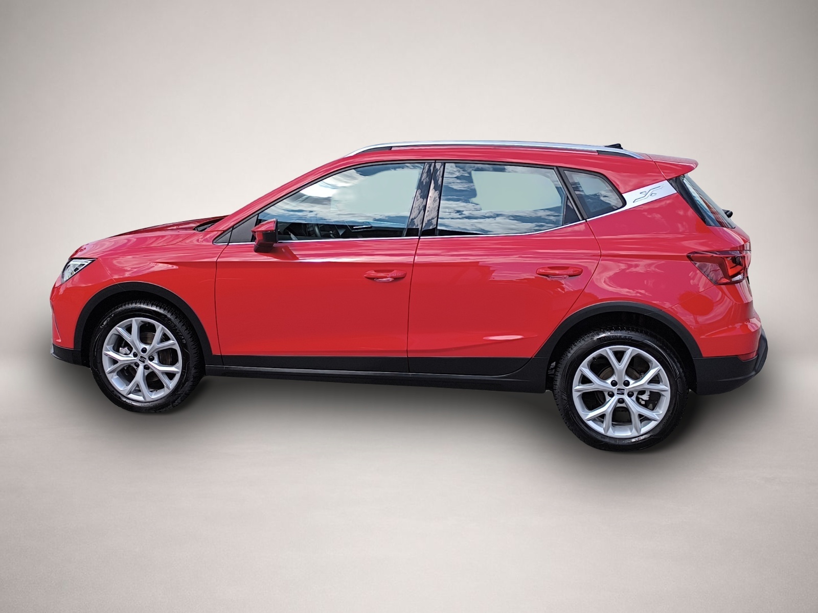 Seat Arona (06/2024, Benzin)