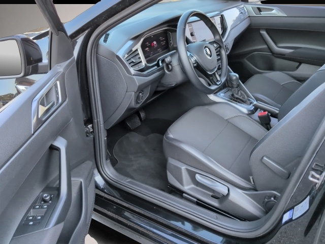 Volkswagen Polo (03/2021, Benzin)