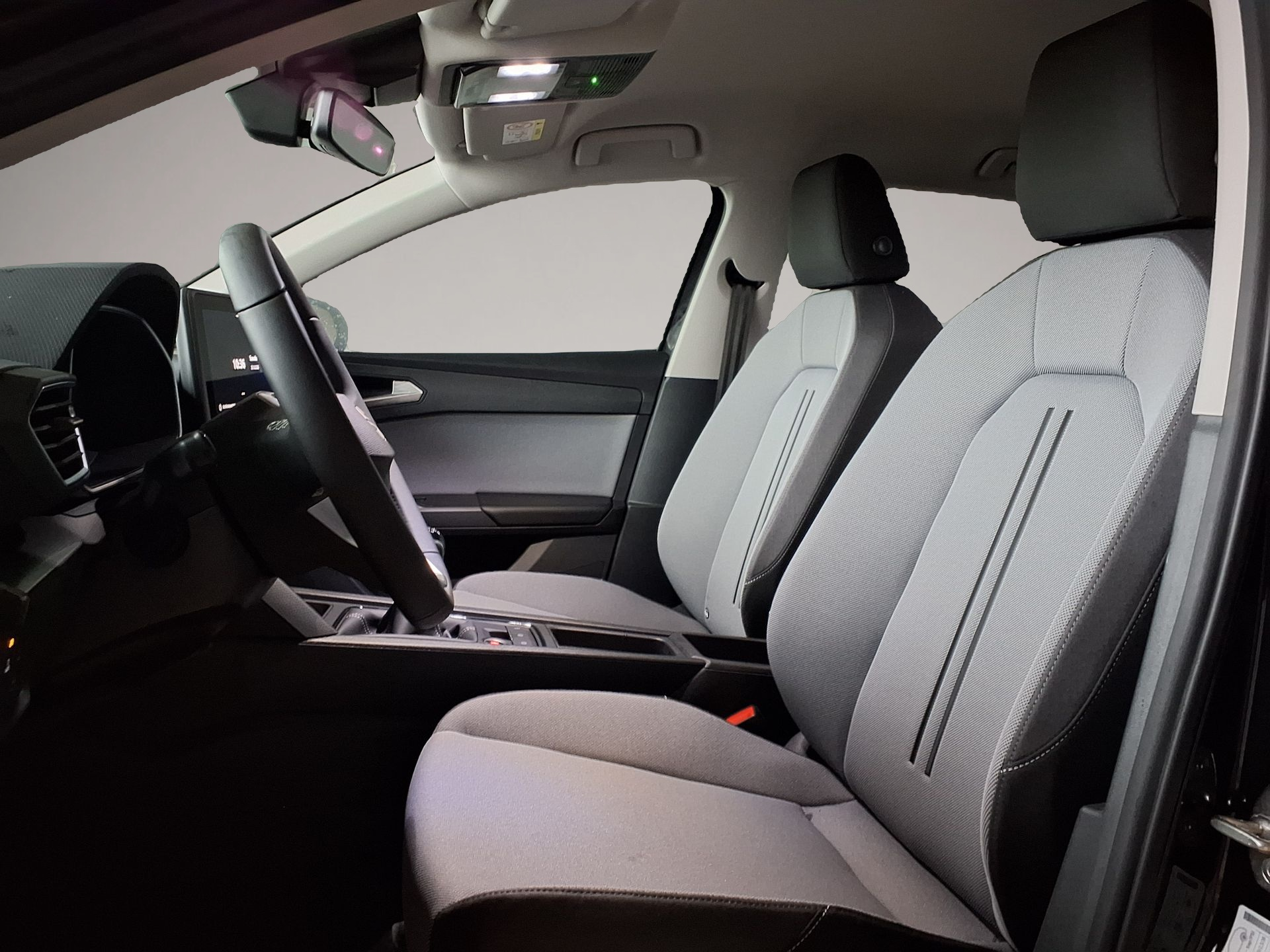 SEAT Leon, image 5 of 5