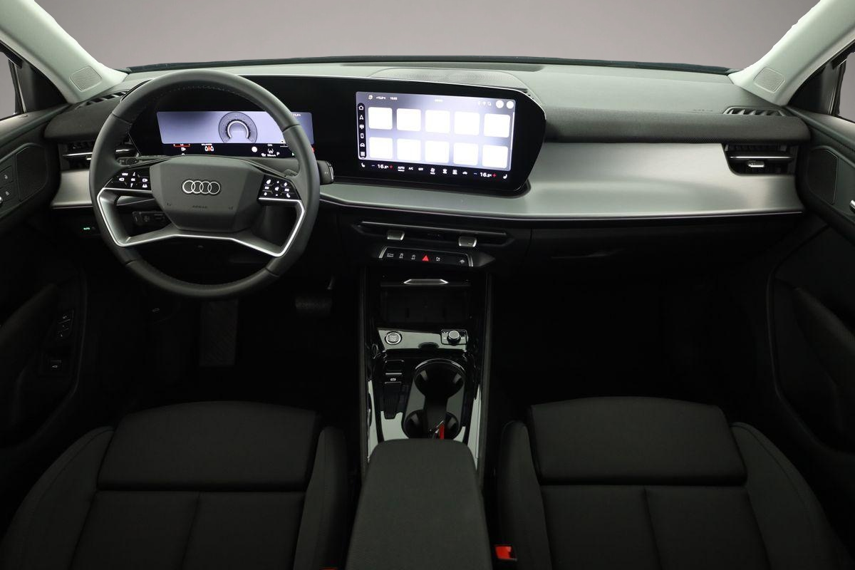 Audi Q3 (03/2026, Benzin)