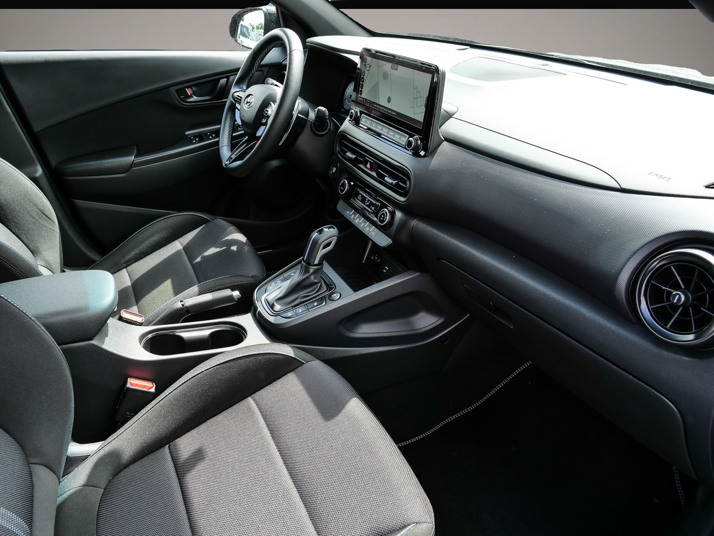 Hyundai KONA (06/2023, Benzin)