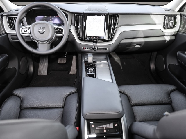 Volvo XC60 (09/2023, Diesel)