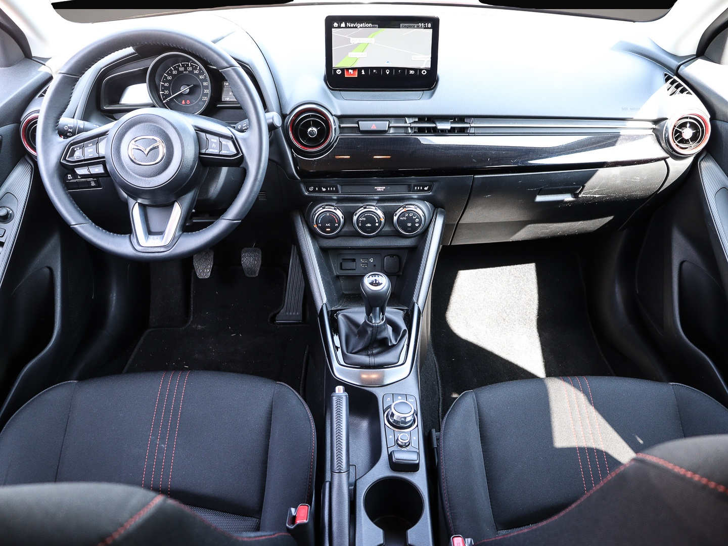 Mazda 2 (07/2023, Benzin)