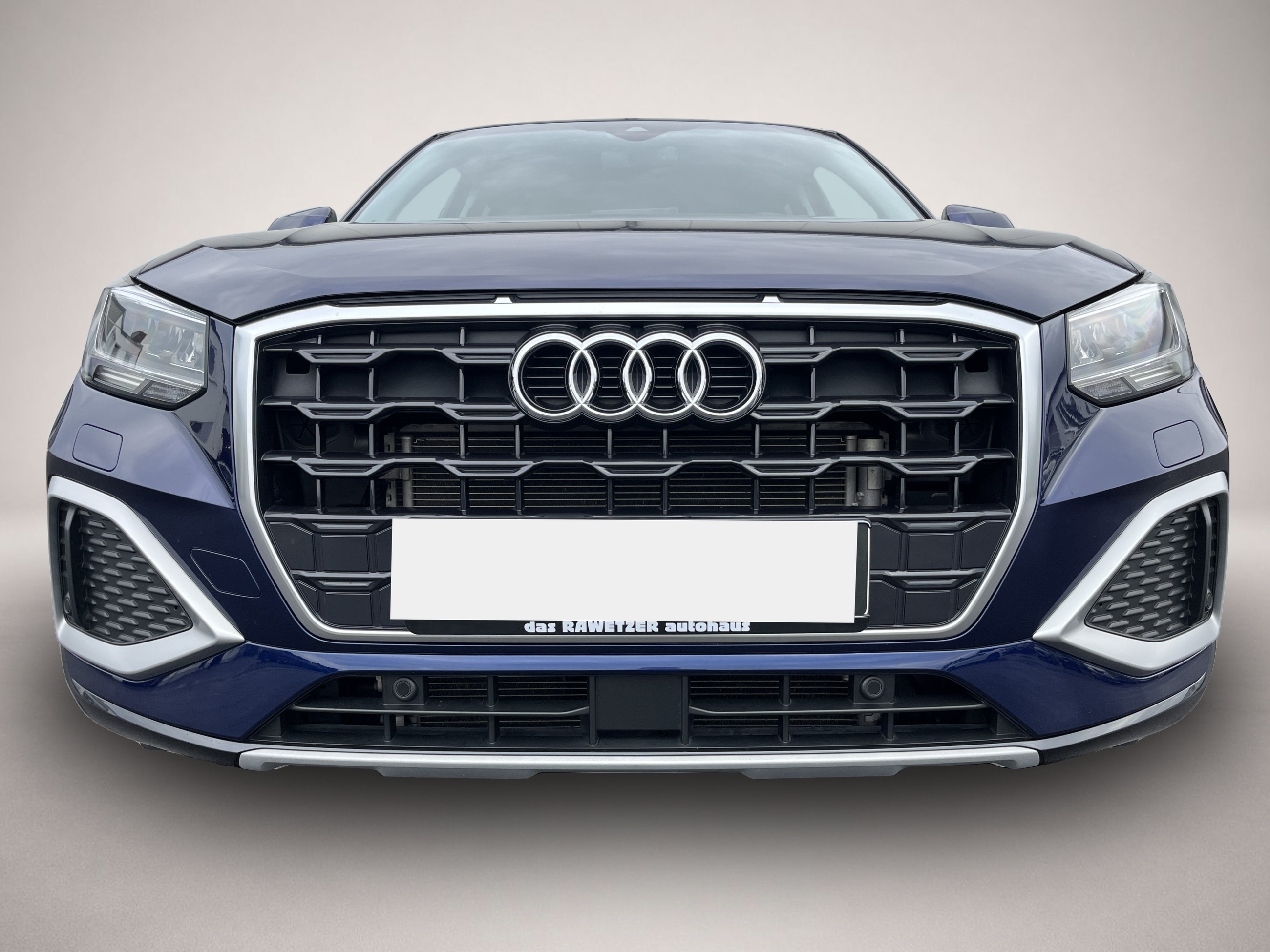 Audi Q2 (05/2024, Benzin)