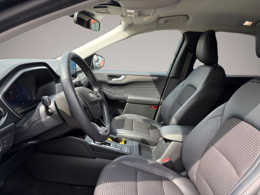 Ford Kuga (10/2021, )