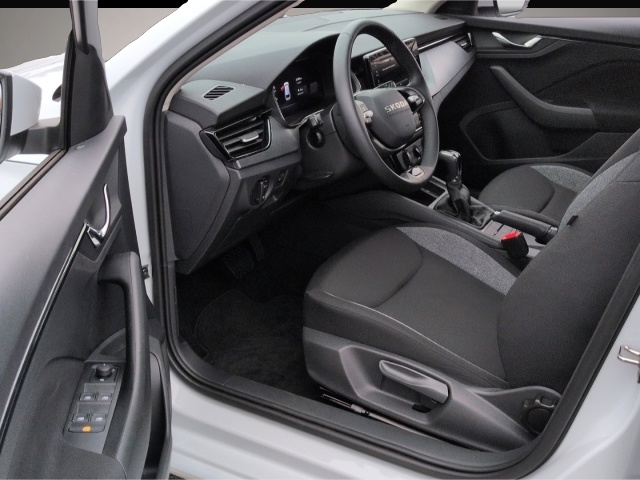 Skoda Scala (03/2025, Benzin)