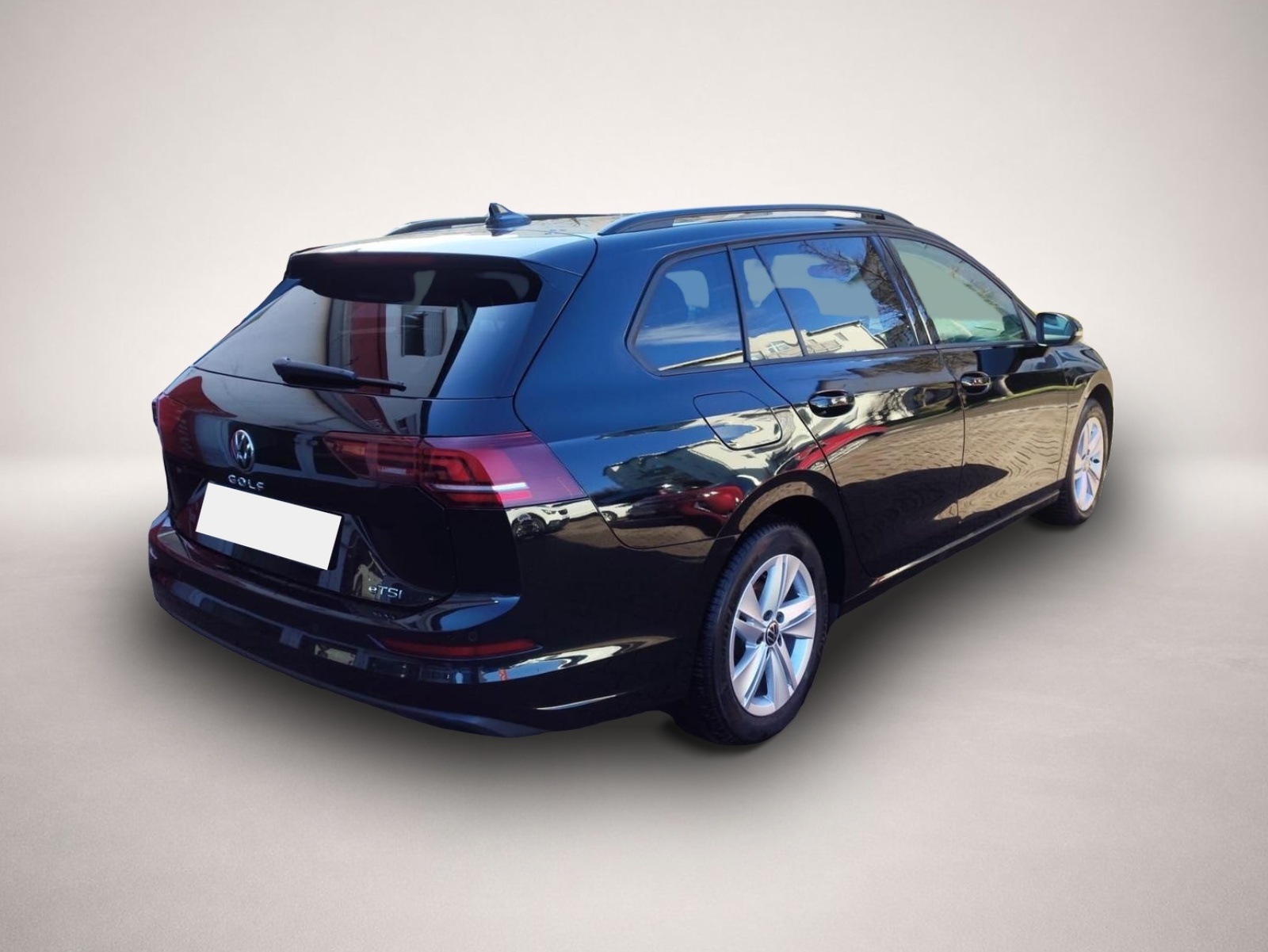 Volkswagen Golf (02/2025, Benzin)
