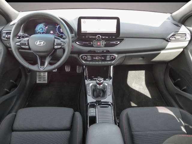 Hyundai i30 (09/2025, Benzin)