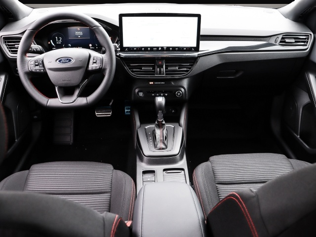 Ford Focus (03/2026, Benzin)