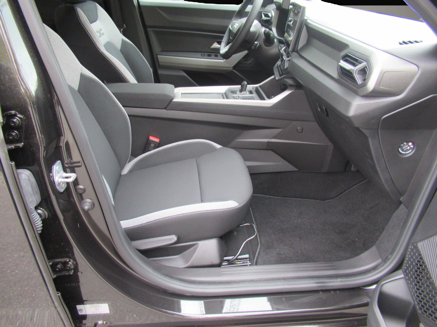 Dacia Bigster (10/2025, Hybrid (Benzin/Elektro))