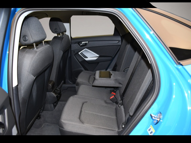 Audi Q3 (02/2023, Benzin)