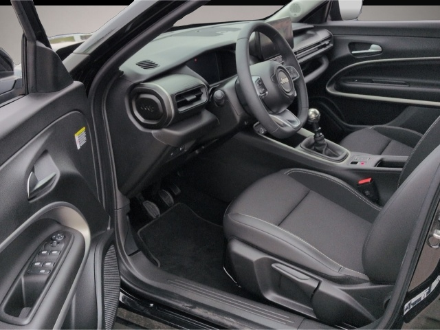 Jeep Avenger (11/2024, Benzin)
