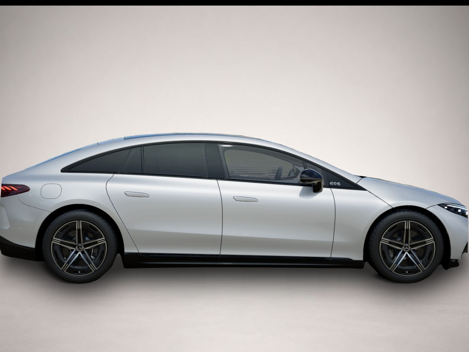 Mercedes-Benz EQS (08/2025, ELECTRIC)