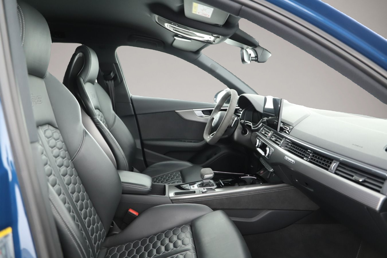 Audi RS4 (09/2023, Benzin)
