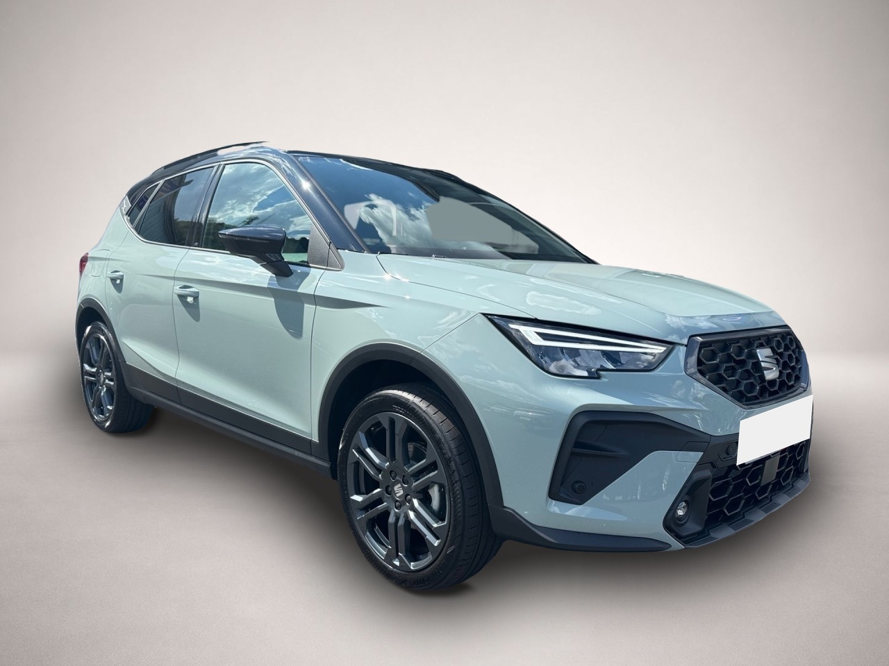 SEAT Arona, image 2 of 6